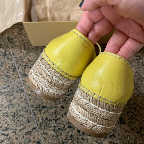 🩷PRADA. 🌼🌼🌼 Yellow espadrilles 💯athletic - Picture 4 of 10